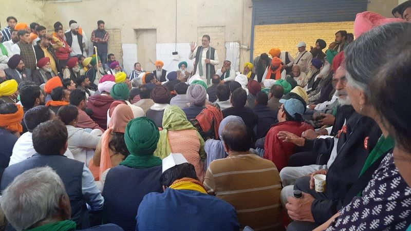Kisan Andolan Farmers may end today meeting continues announcement is possible soon