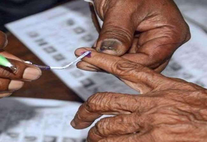 25 08 2020 elderly voter 20666535 848548