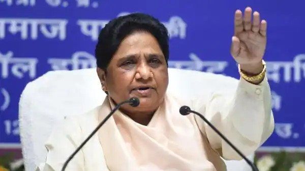 Xbspchiefmayawati 1643005280.jpg.pagespeed.ic .KcLGQTqONk