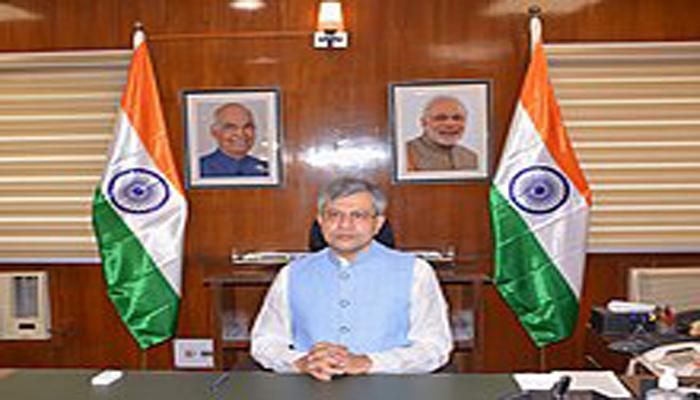 Shri Ashwini Vaishnaw taking charge as the Union Minister for Railways in New Delhi on July 08 2021 1 1