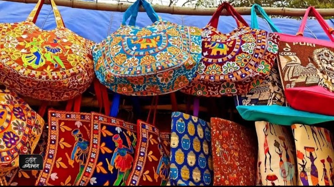 Odisha News:  कद्रदानों के अभाव में दम तोड़ रही उड़ीसा की एप्लिक कला !