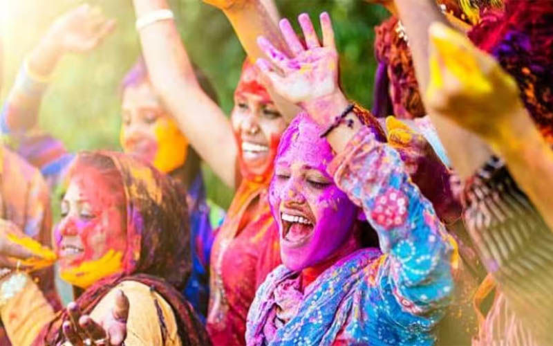 Holi i