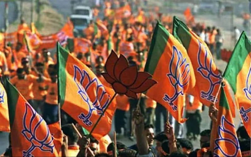 भाजपा नोएडा में कर रही है अनोखा कार्यक्रम, कार्यक्रम का नाम रखा "त्रिदेव" सम्मेलन