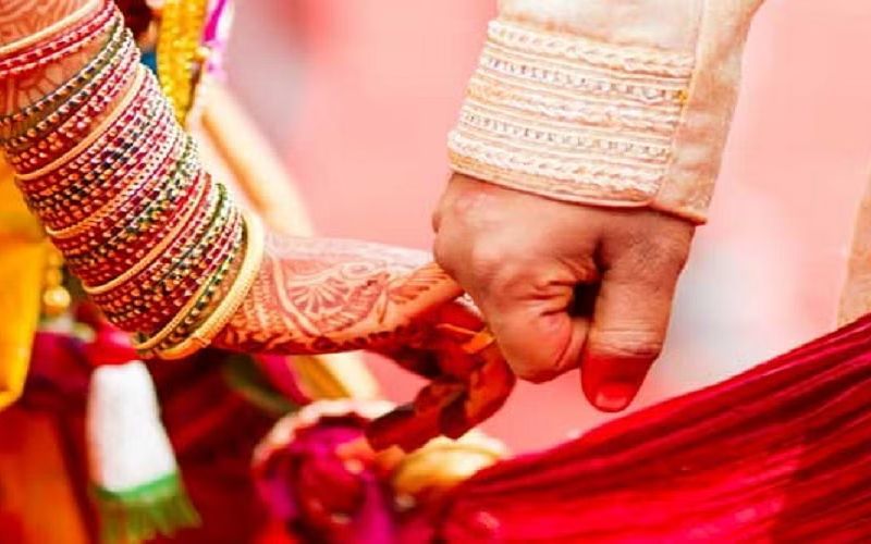 लव मैरिज करके महिला का जीवन बना नर्क, ससुराल वालों ने किया प्रताड़ित