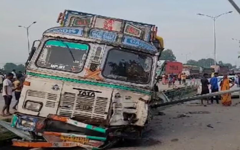 Up road accident news