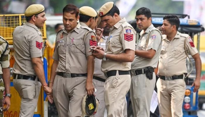 होली से पहले दिल्ली पुलिस की बड़ी कार्रवाई, अवैध शराब तस्करी के बड़े रैकेट का भंडाफोड़