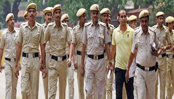 दिल्ली में अब इन वाहनों की No Entry, प्वाइंट में समझें पूरा मामला