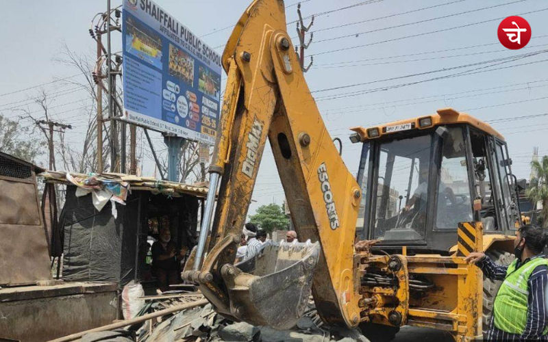 Greater Noida news: शाहबेरी में सड़क चौड़ीकरण, जाम से मिलेगी राहत