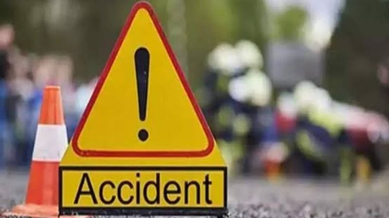 कानपुर में रईशजादों का कहर: ई-रिक्शा को कार ने मारी टक्कर, चालक की मौत, कई घायल