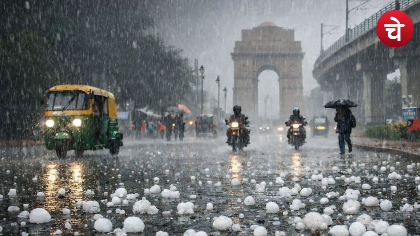 Rain and hailstones in Delhi and Noida