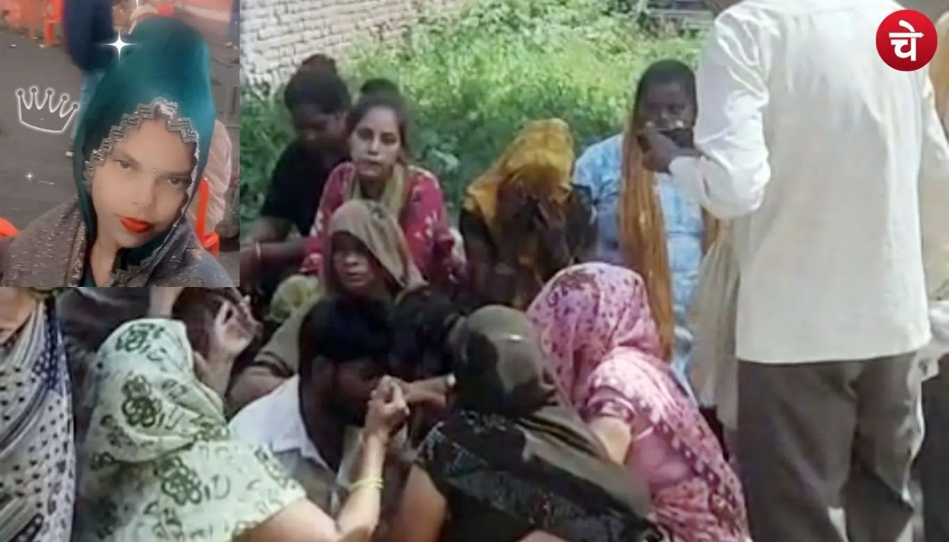 Hathras Road Accident