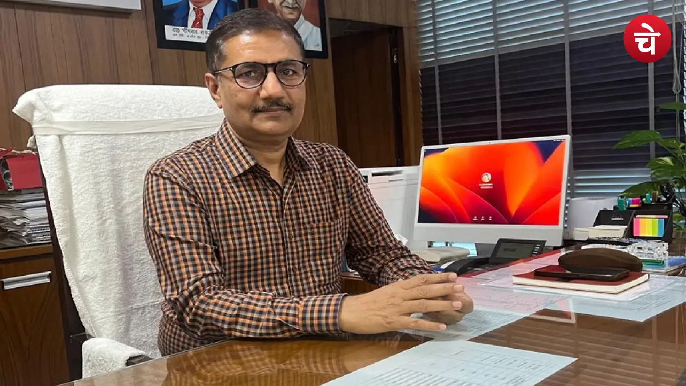 IAS Officer Rakesh Kumar Singh YEIDA