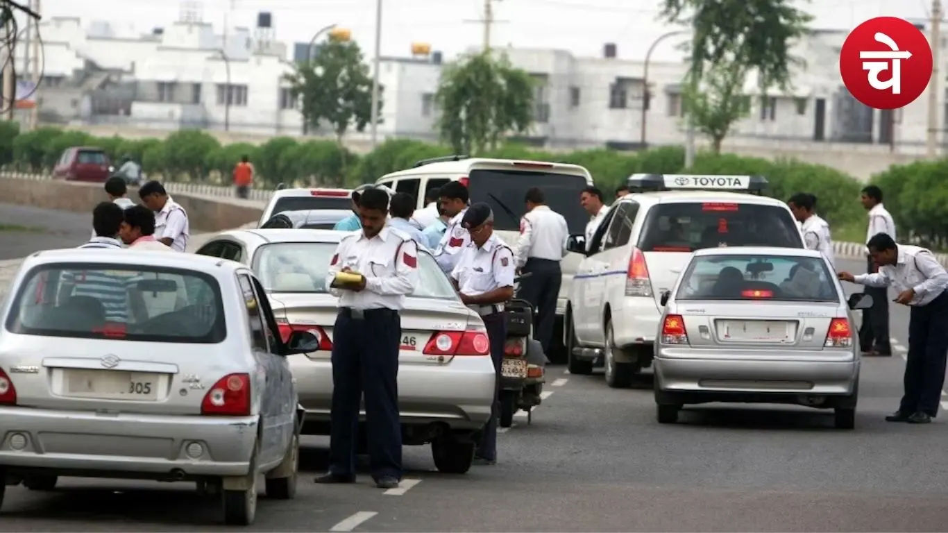 नोएडा में टैक्स बकायेदारों पर सख्ती