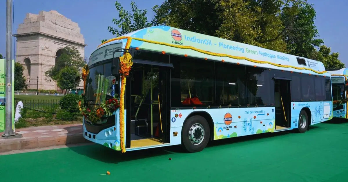 hydrogen bus