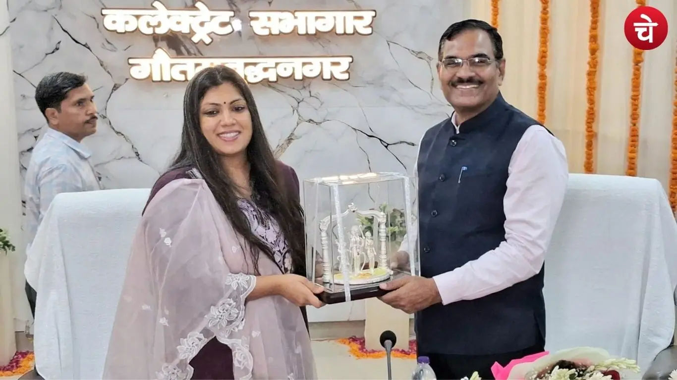 Noida District Magistrate Medha Rupmam bidding farewell Bachchu Singh