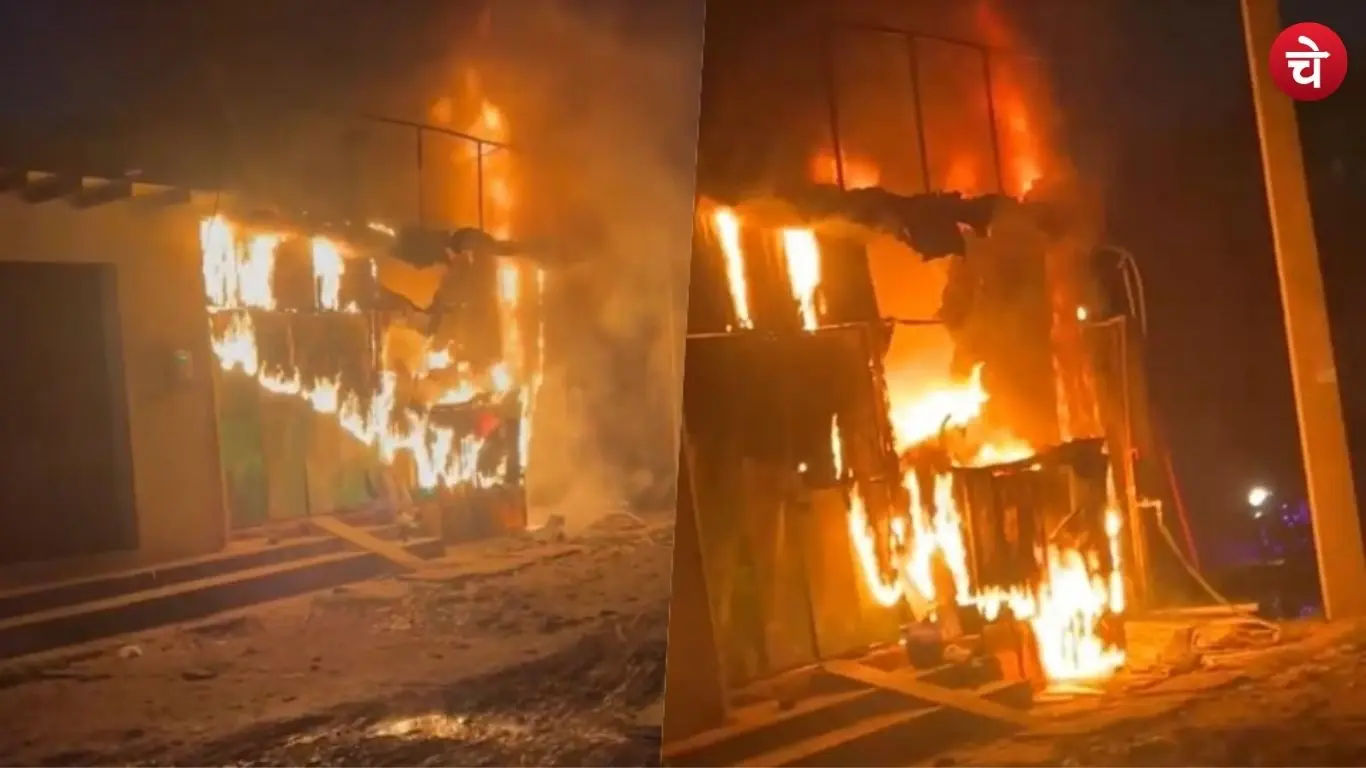 Fire breaks out at Shahberi furniture market