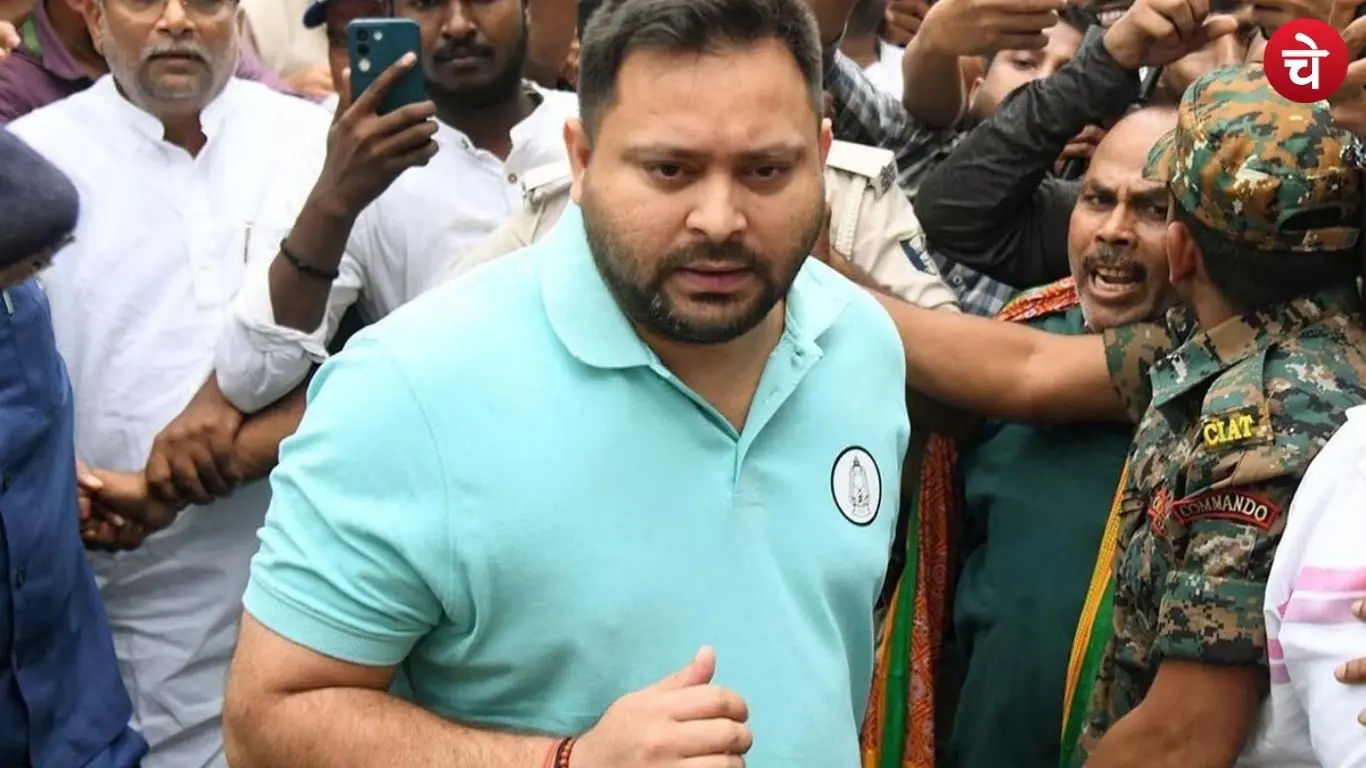 बिहार में तेजस्वी का बड़ा मार्च, 11 साल बाद राजभवन पहुंचा RJD का विरोध