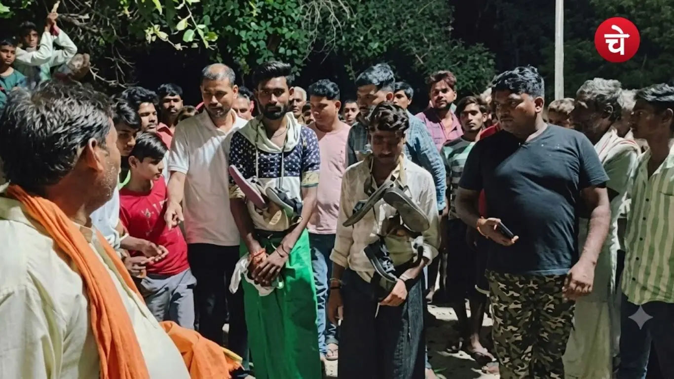 Farmers roughed up surveyors who were allegedly extorting money under the guise of conducting crop surveys