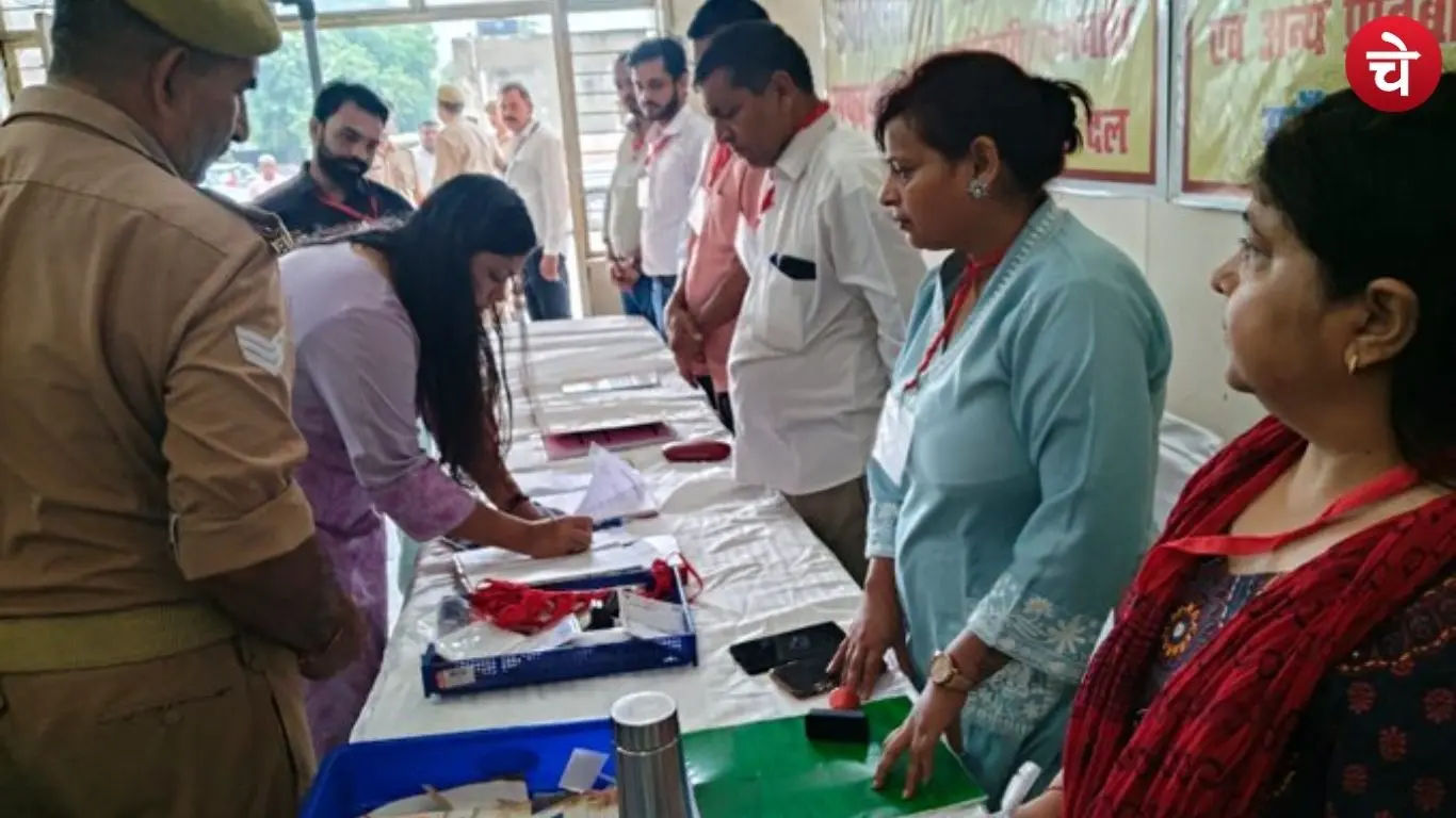 Noida DM Medha Rupam reviewed election preparations