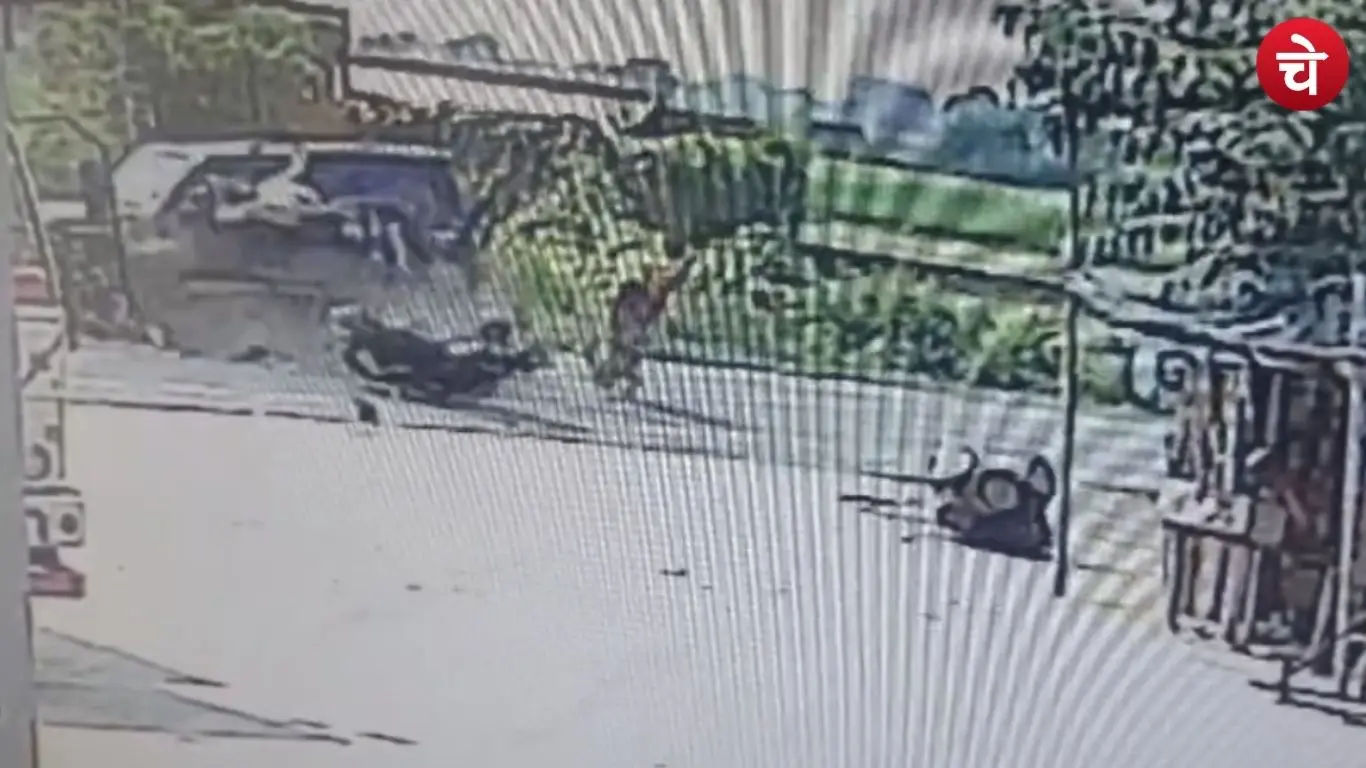 Three bike riders injured after being hit by a speeding Scorpio in Hathras