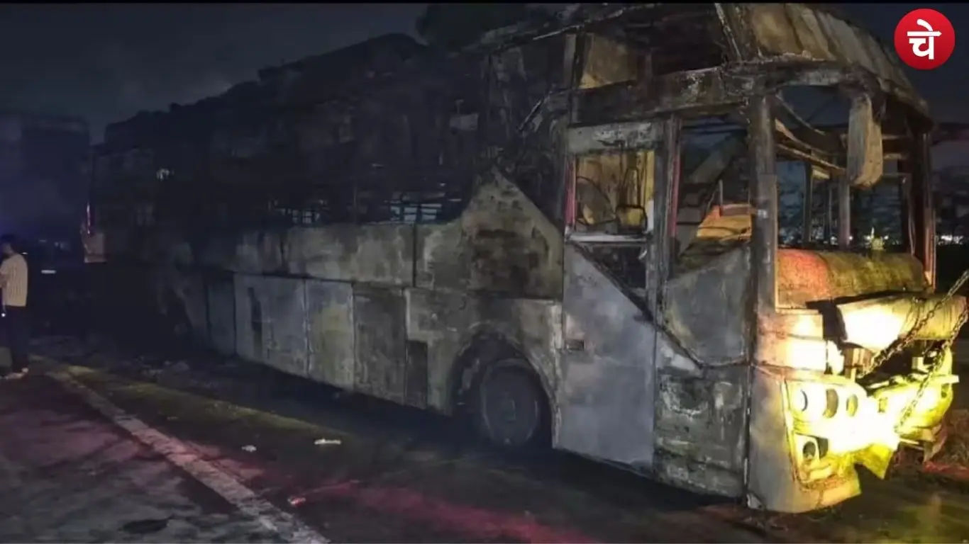 Yamuna Expressway sleeper bus accident